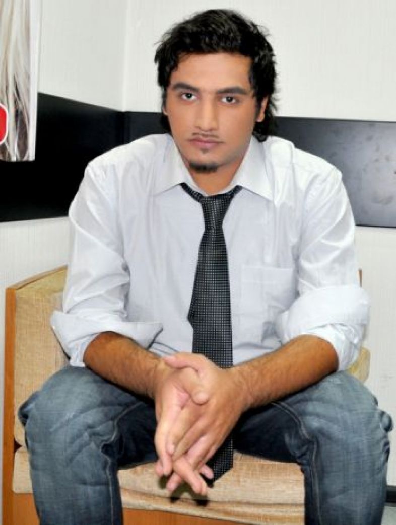 „ნიკა გრიგოლიას ფიზიკურად გაუსწორდნენ“