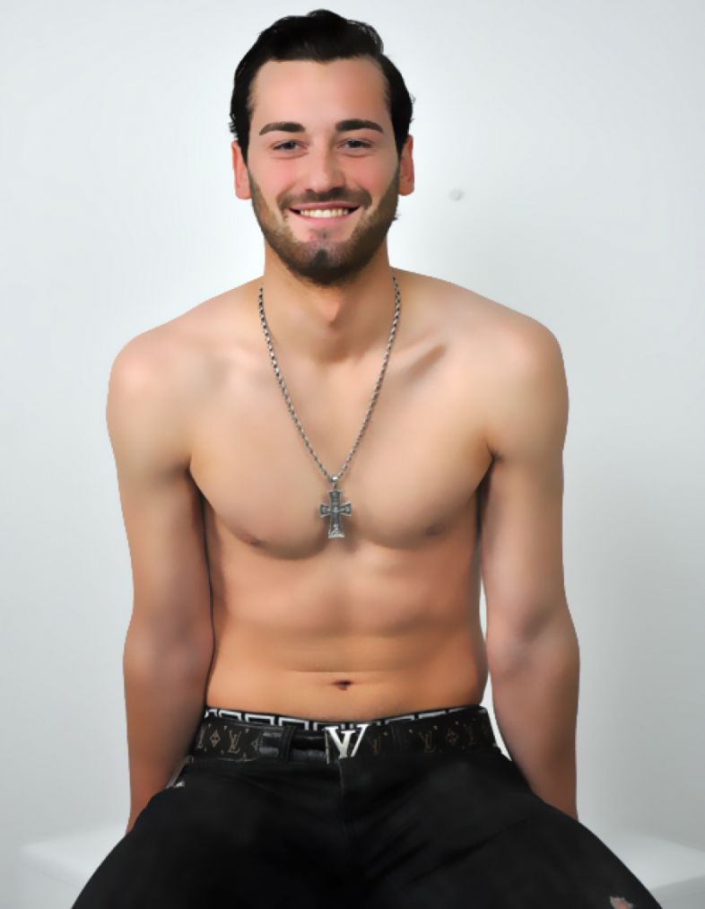 რატომ დამალა ოჯახში ''მისტერ ვალენტინზე'' გასვლა დავით ფუტურიძემ