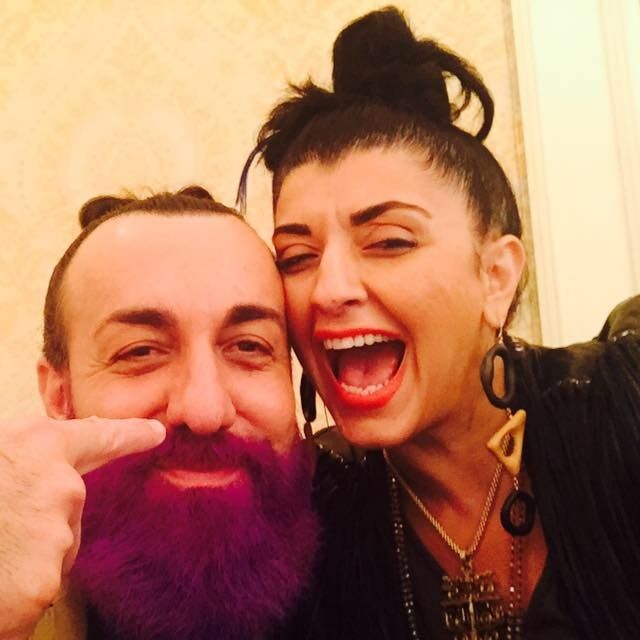 გოჩა ჩერტკოევმა წვერი იისფრად შეიღება