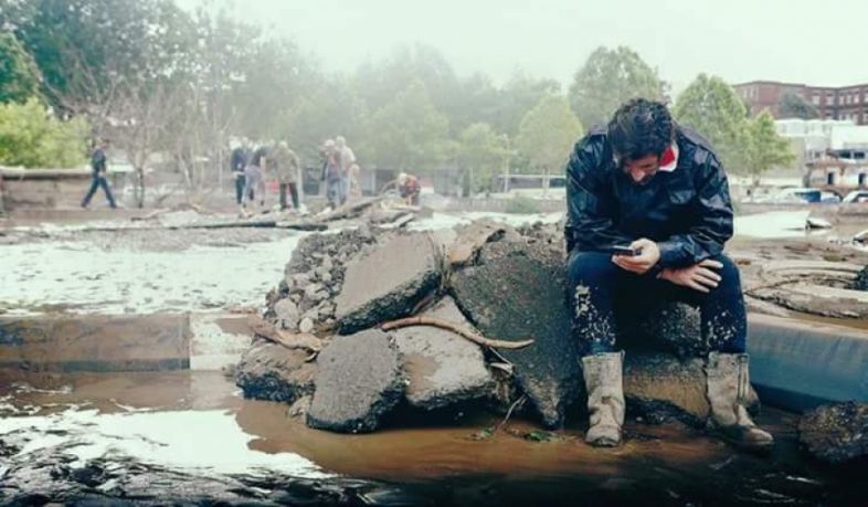 კახი კალაძის ემოციური ჩანაწერი სტიქიის შემდეგ - „ჩვენ ყველას გვჭირდება იმედი რომ იარებს მოვიშუშებთ...“
