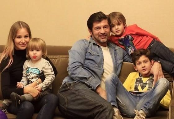 "Happy 8th birthday my heart!" - კახი კალაძე შვილის დაბადების დღის ფოტოებს აქვეყნებს