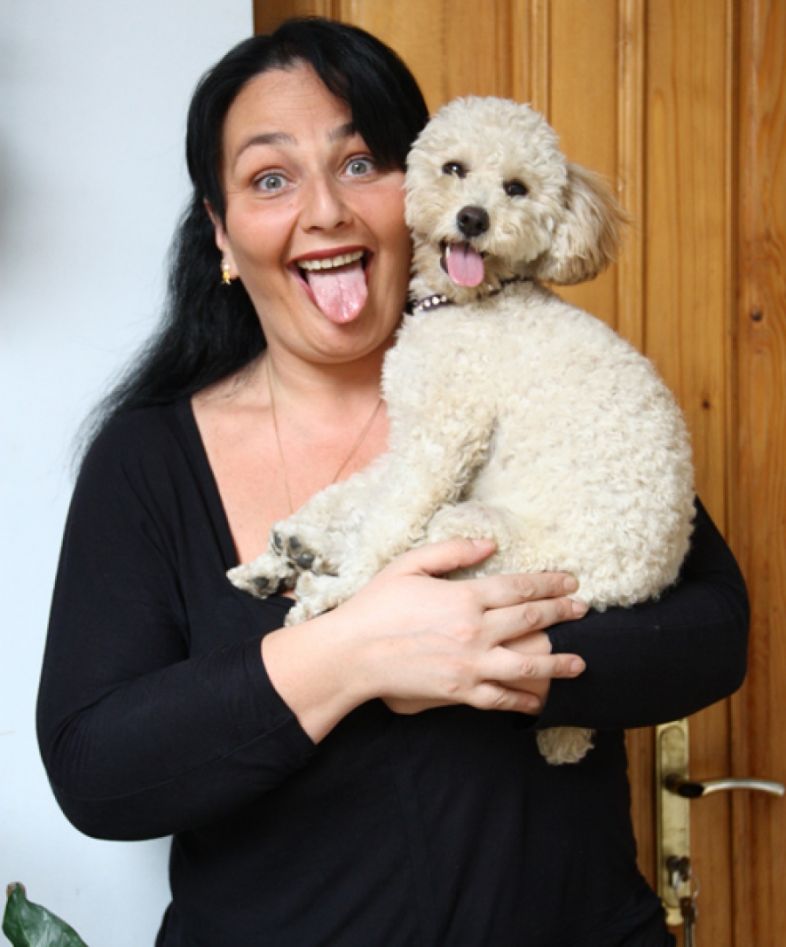 ''ჩემს ოჯახში ერთი კაცია და ისიც გალიაში გვყავს''