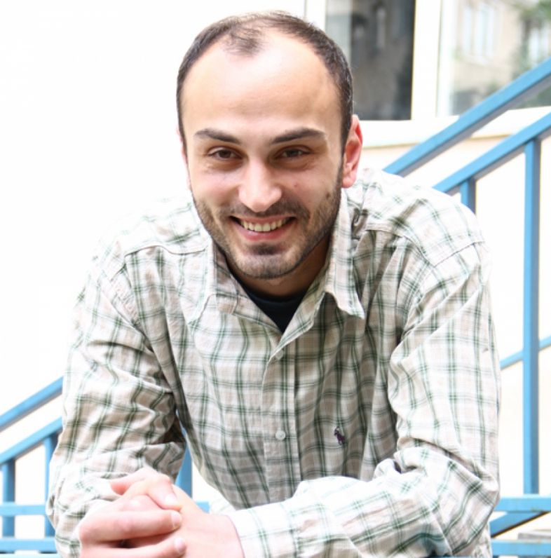 ზურა ქაფიანიძის შვილს ჯუდ ლოუს ამსგავსებენ 