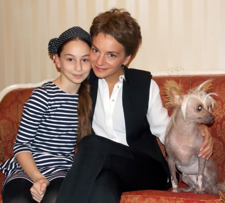 ნიტა ლომიძე სიმღერას ნატო მეტონიძესთან სწავლობს