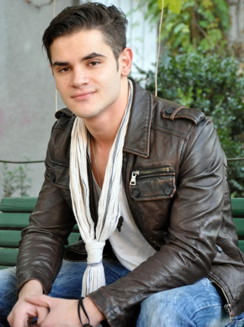 რატი გაჩეჩილაძემ არ იცის, სად ამზადებენ გემრიელ ქართულ კერძებს