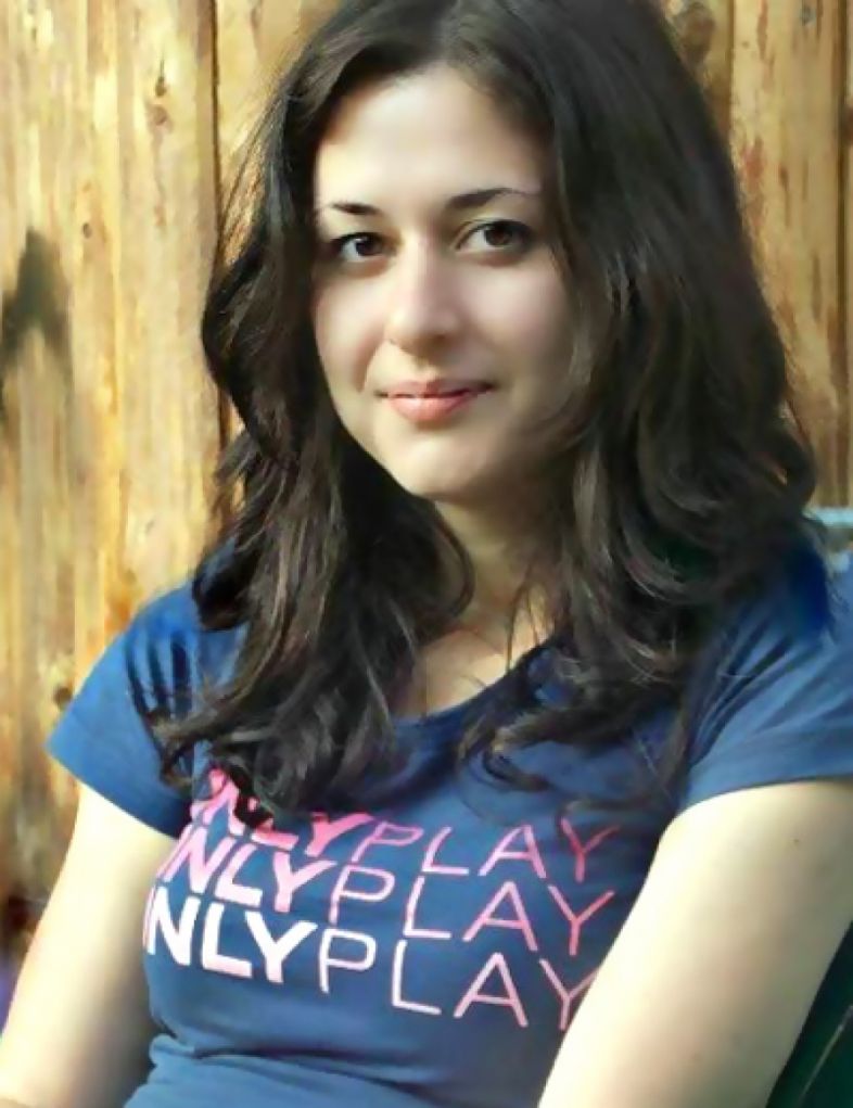 ნინო ჭინჭარაული პოეტებს თვალებით ცნობს