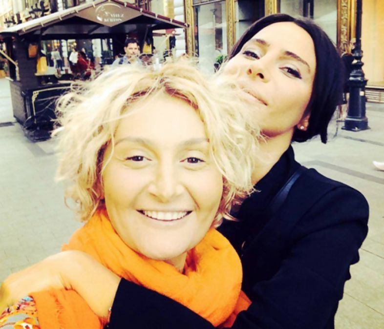 გიგი უგულავას პატიმრობა ემუქრება - მეუღლე საზღვარგარეთ ნანუკასთან ერთად ისვენებს