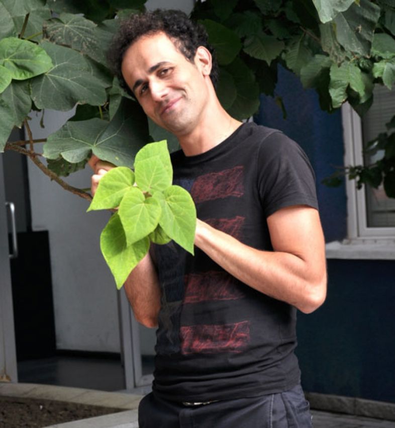 ვინ ემუქრება გაწეწვით მიშა ანდღულაძეს