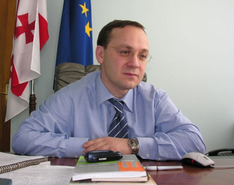 ''ტურისტულ ზონებში მძიმე ეკოლოგიური ფონი გვაქვს!..'' 