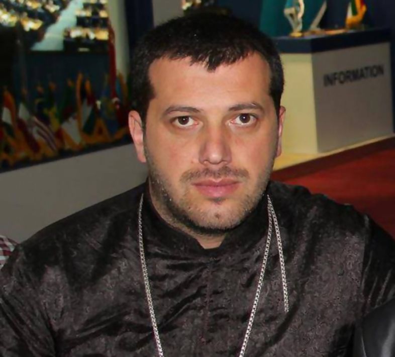  დეკანოზი პეტრე კვარაცხელია: იქნებ მე ვარ სუროგატი დედის მიერ დაბადებული ბავშვი?!