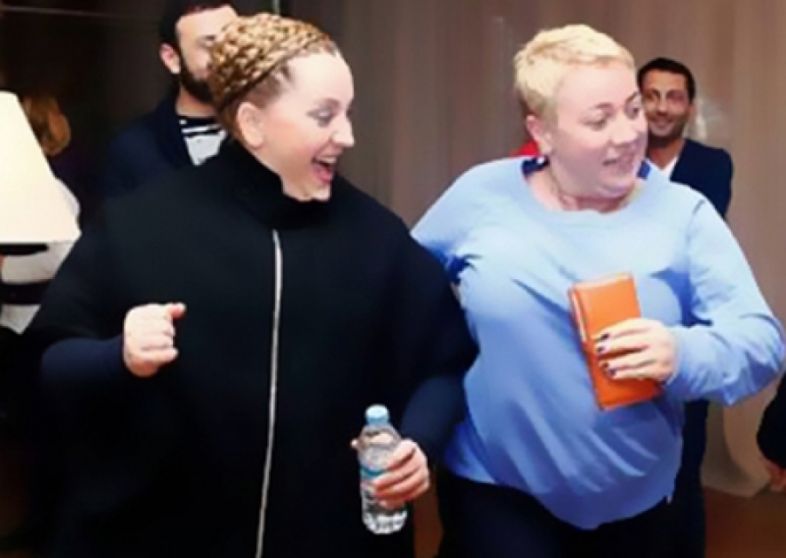 ''მიყვარხარ, შე ჩემა'' - ქარიზმის ამარა დარჩენილი თეონა კონტრიძე და ხმაშემოძარცვული ნინო ქათამაძე 