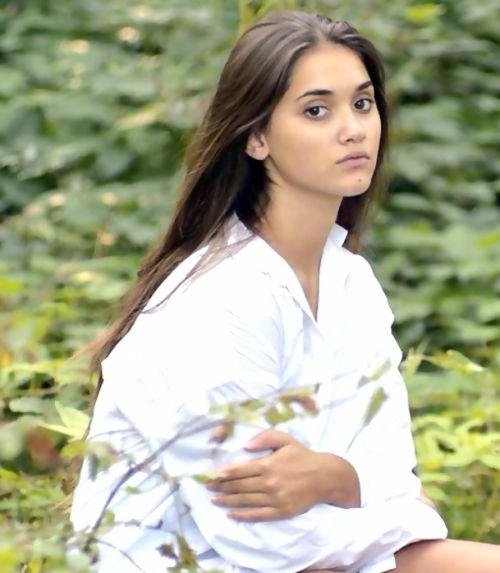 რას შეეწირება ლიზა ყენია - ''მძულს კეთილდღეობა, რომელშიც მხოლოდ მე ვარ კარგად...''