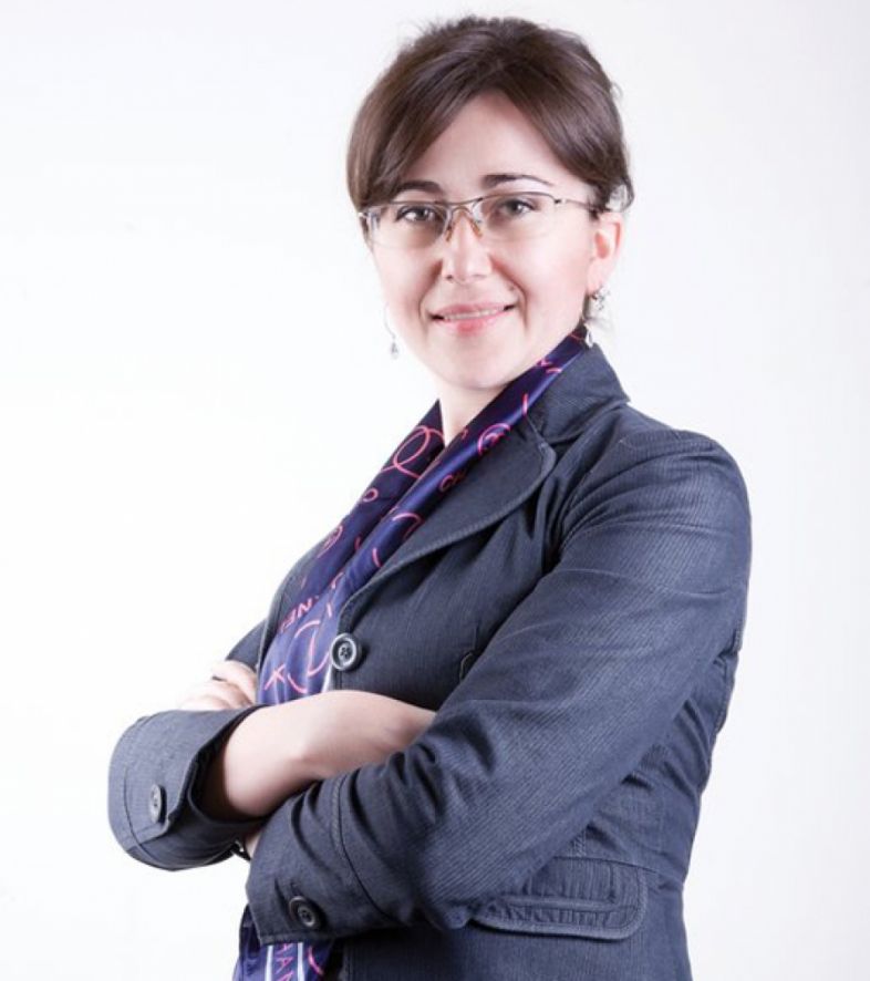 ''კამათის შემდეგ ბენდუქიძემ ჩამიხუტა და მაკოცა''