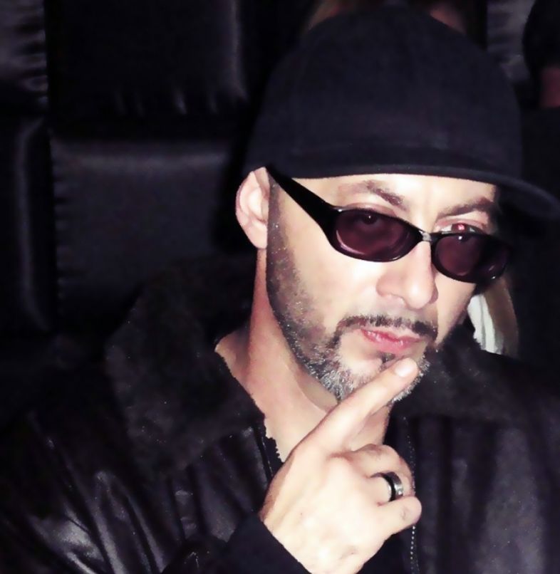 ''პოლიტიკოსებით დაბოლებას მარიხუანით დაბოლება არ სჯობს?''