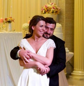 ზურა ნიჟარაძის ცხოვრებაში სერიალი რეალობად იქცა - სად აპირებენ თაფლობის თვის გატარებას მსახიობი და მისი მეუღლე