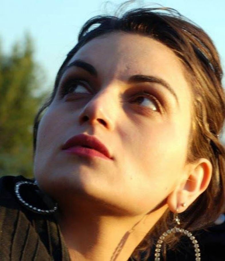 ''ქალი მამაკაცის სამოსში უფრო სექსუალურად გამოიყურება''