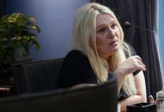 "ჩამოწერეთ, რისი მოშორებაც გსურთ, დაწვით ფურცელი და წყალს გააყოლეთ" - რა ხდება 5 ივნისს