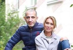 "ხატიას წარსულს ვინც იცნობს, მასზე კარგ რაღაცეებს არ იძახდნენ" - რამაზ ნოზაძე შვილებზე, ცოლზე და ოჯახზე